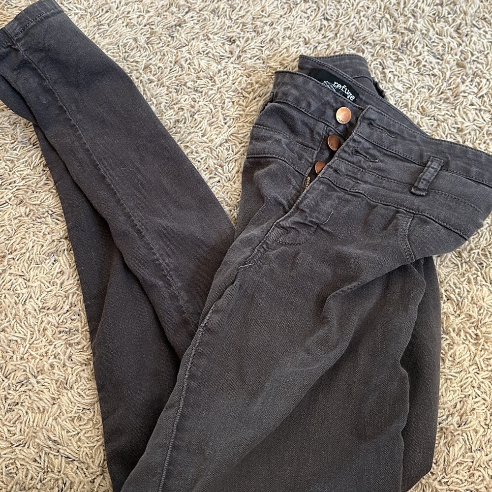 High waisted pants